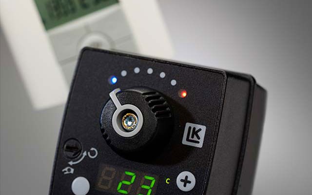 Electronic temperatur controller LK SmartComfort